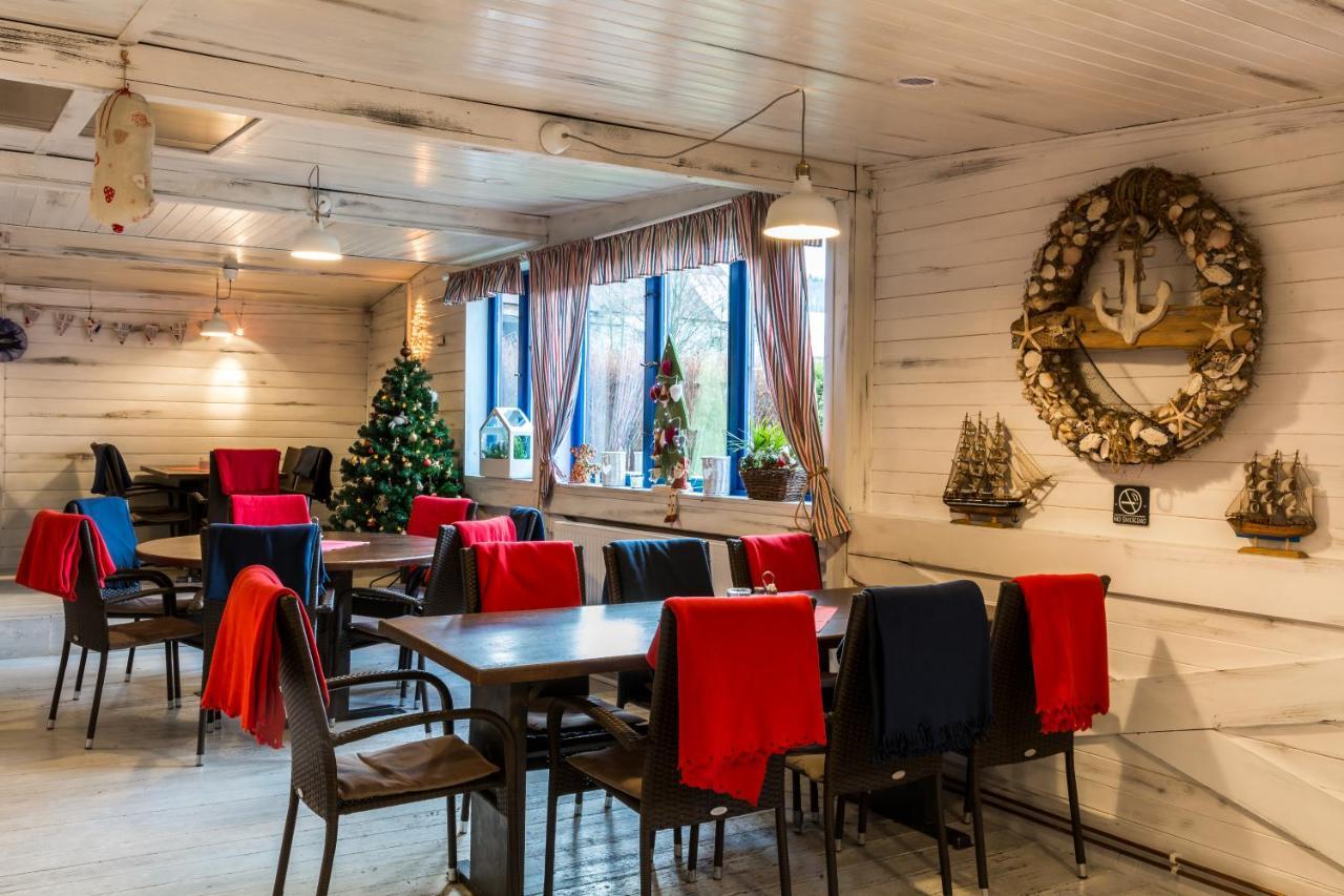 U Námořníka-restaurant A *