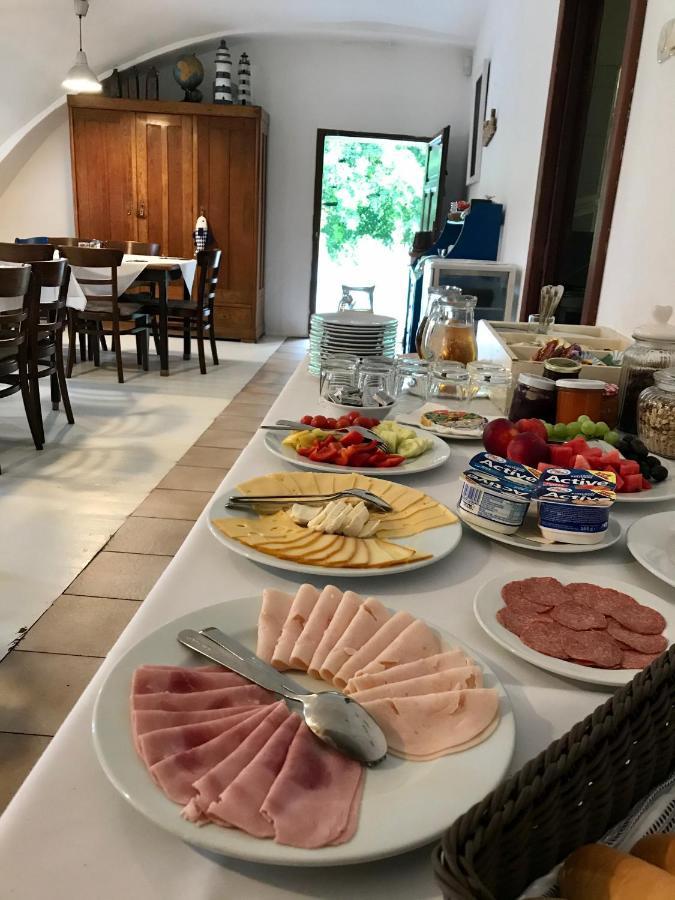 U Námořníka-restaurant A Penzion *